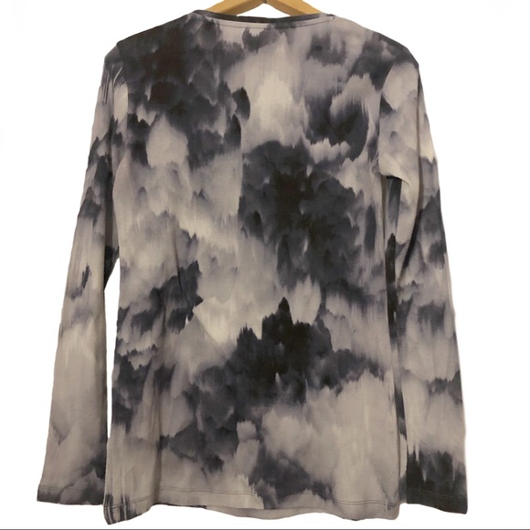 Daisy Fuentes Long Sleeve Tie Dye Watercolor T - Picture 4 of 5